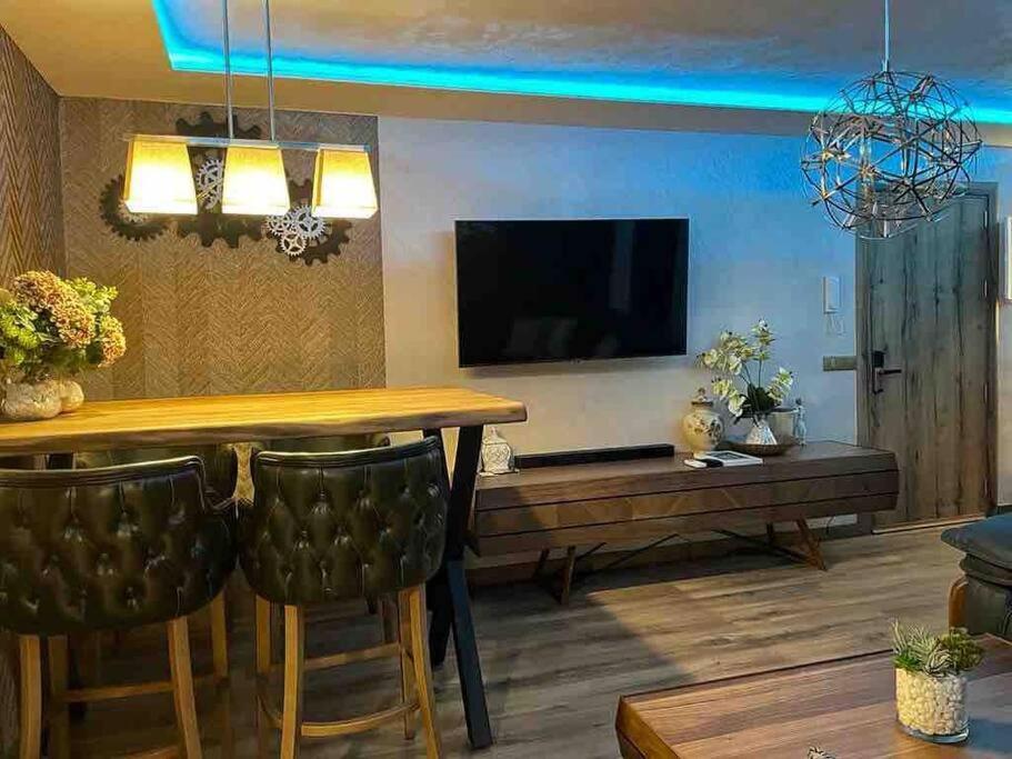 New Luxury 3-Bedroom Apartment Σεγκόβια Εξωτερικό φωτογραφία