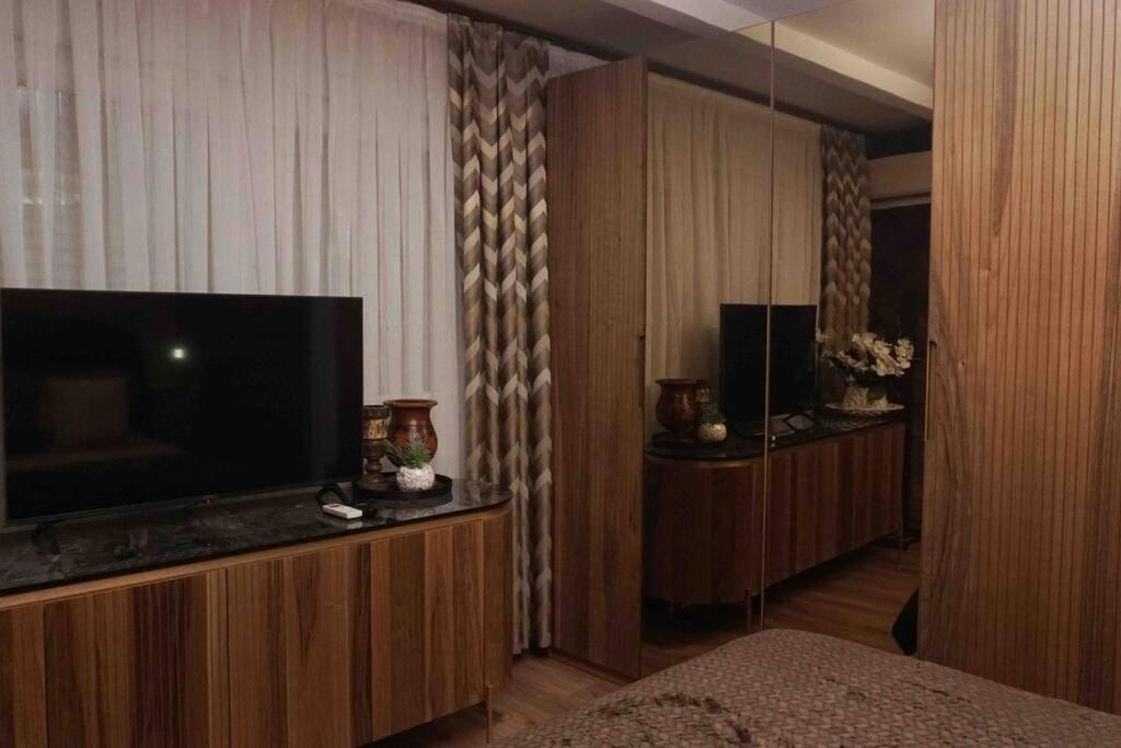 New Luxury 3-Bedroom Apartment Σεγκόβια Εξωτερικό φωτογραφία